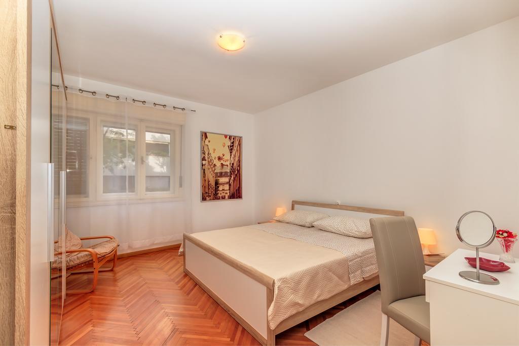 Apartment Barbaresko Split Luaran gambar